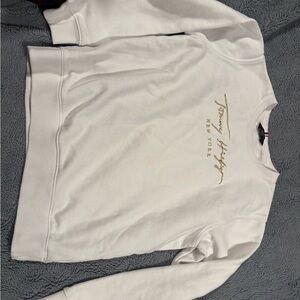 Tommy Hilfiger Cream Sweatshirt with Gold Logo